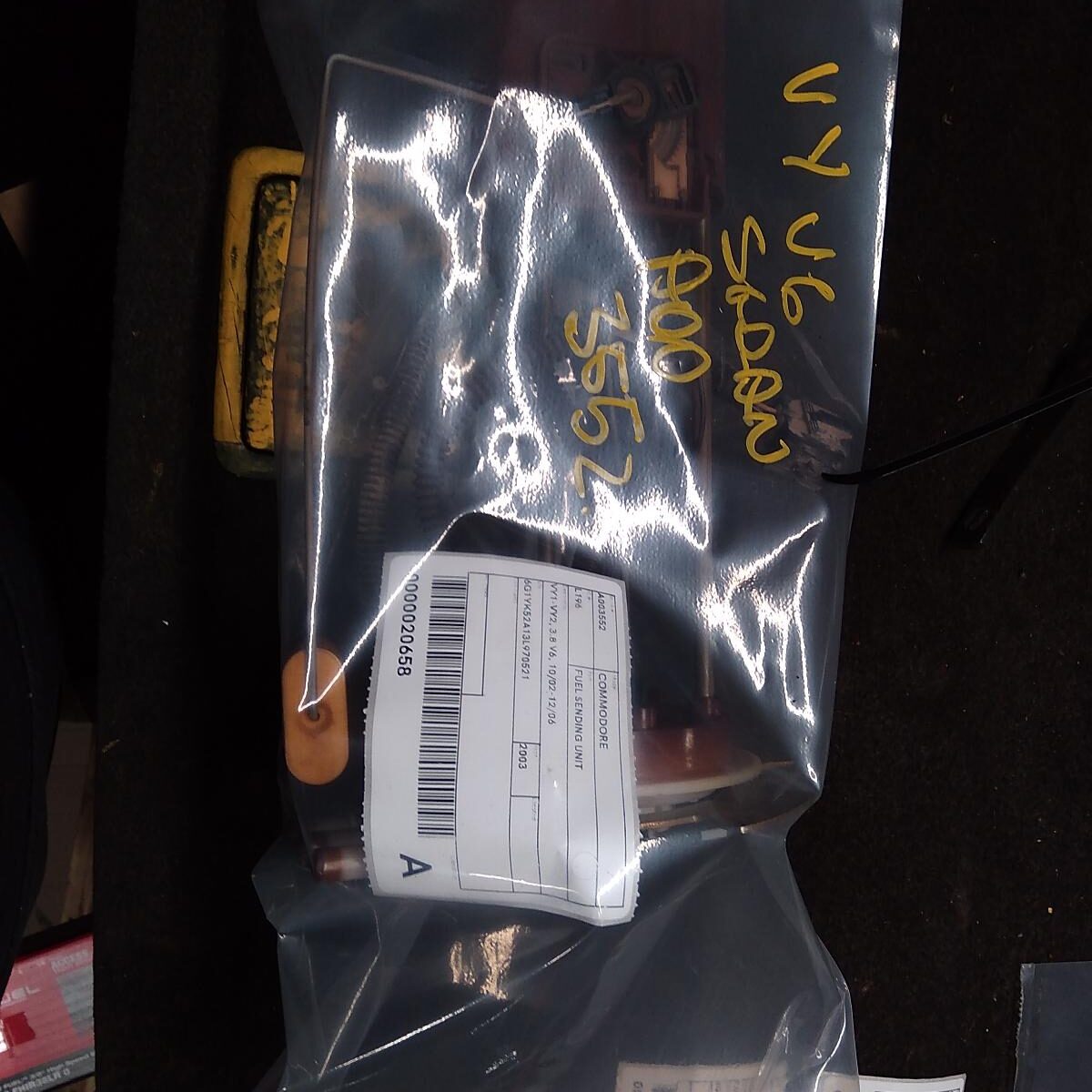 2003 HOLDEN COMMODORE FUEL SENDING UNIT