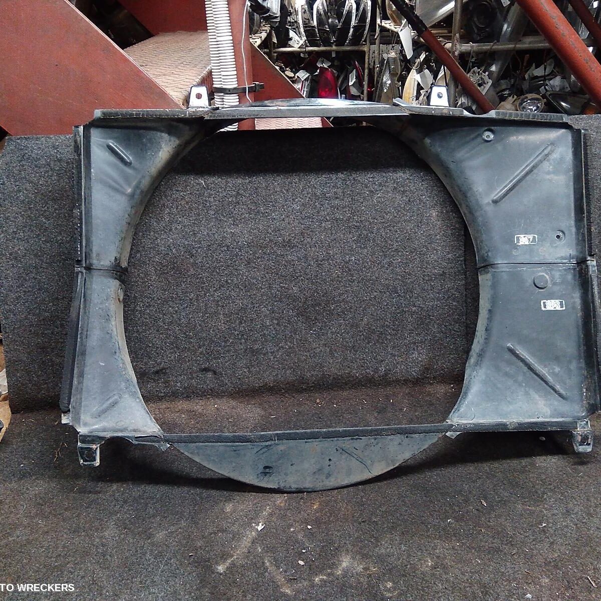1999 MITSUBISHI TRITON Fan Shroud