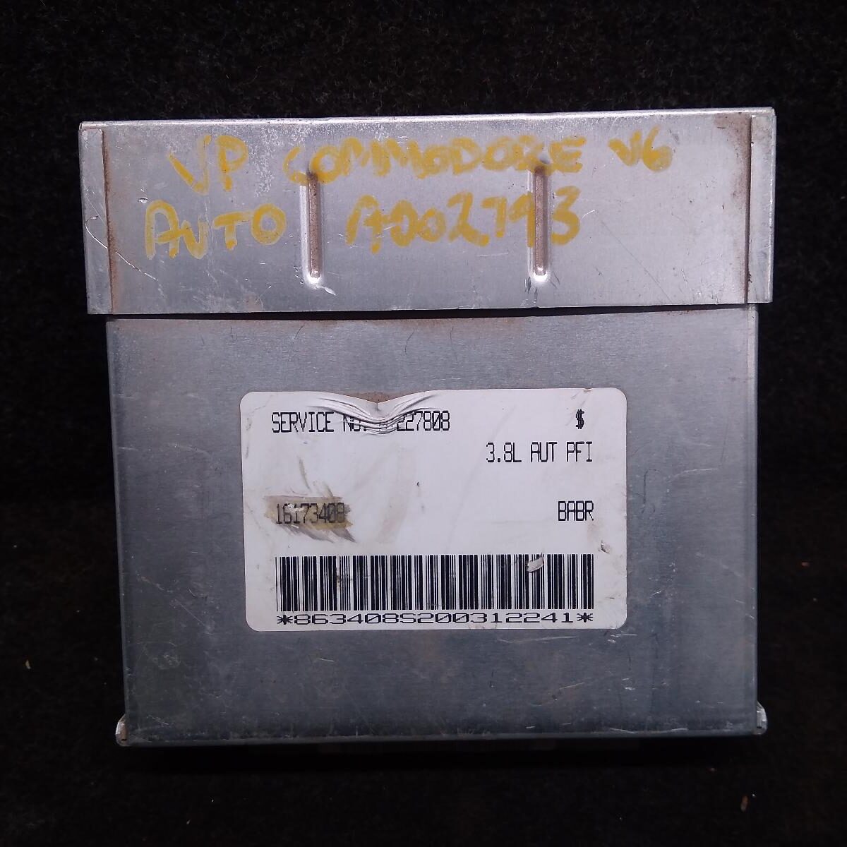 1992 HOLDEN COMMODORE ECU