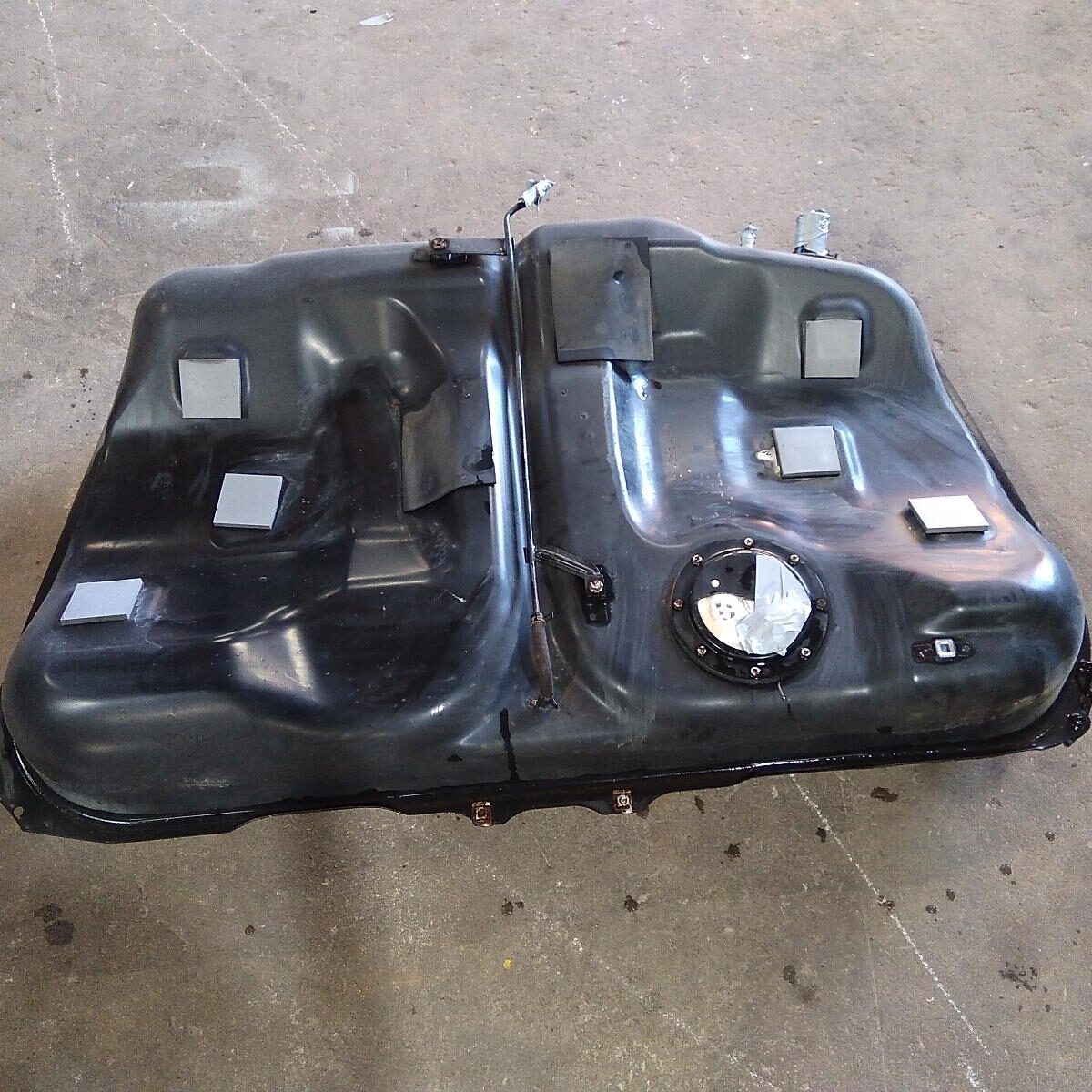2004 TOYOTA AVALON FUEL TANK