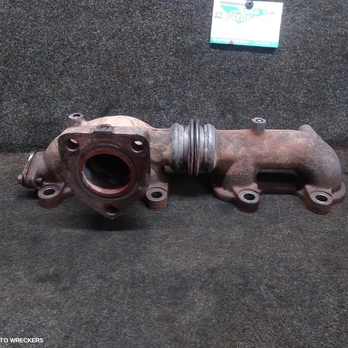 2004 TOYOTA HILUX Manifold
