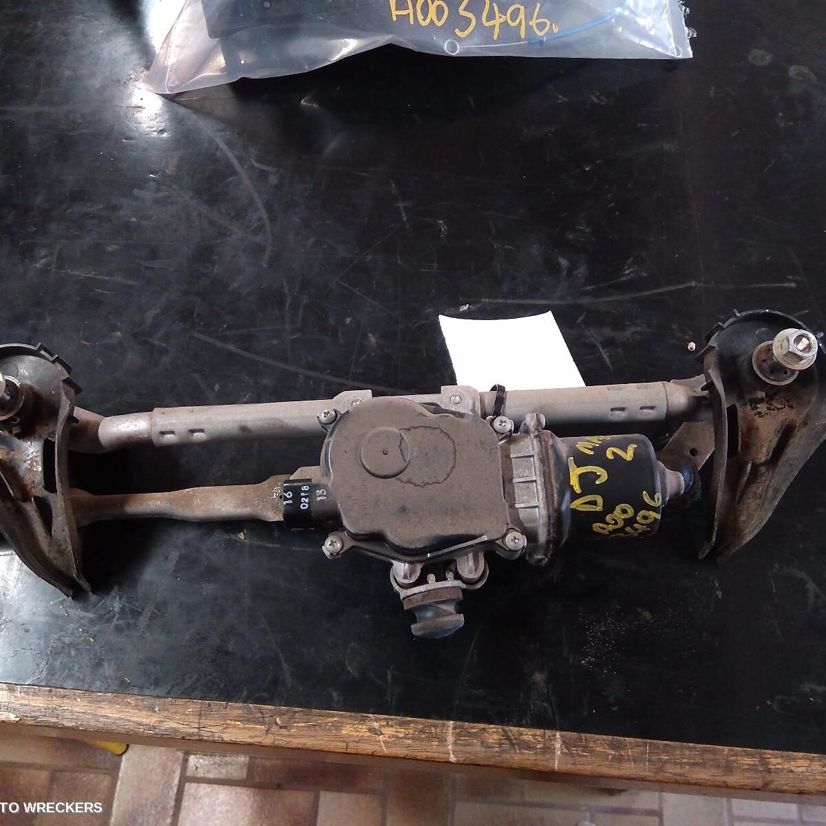 2016 MAZDA 2 Wiper Motor