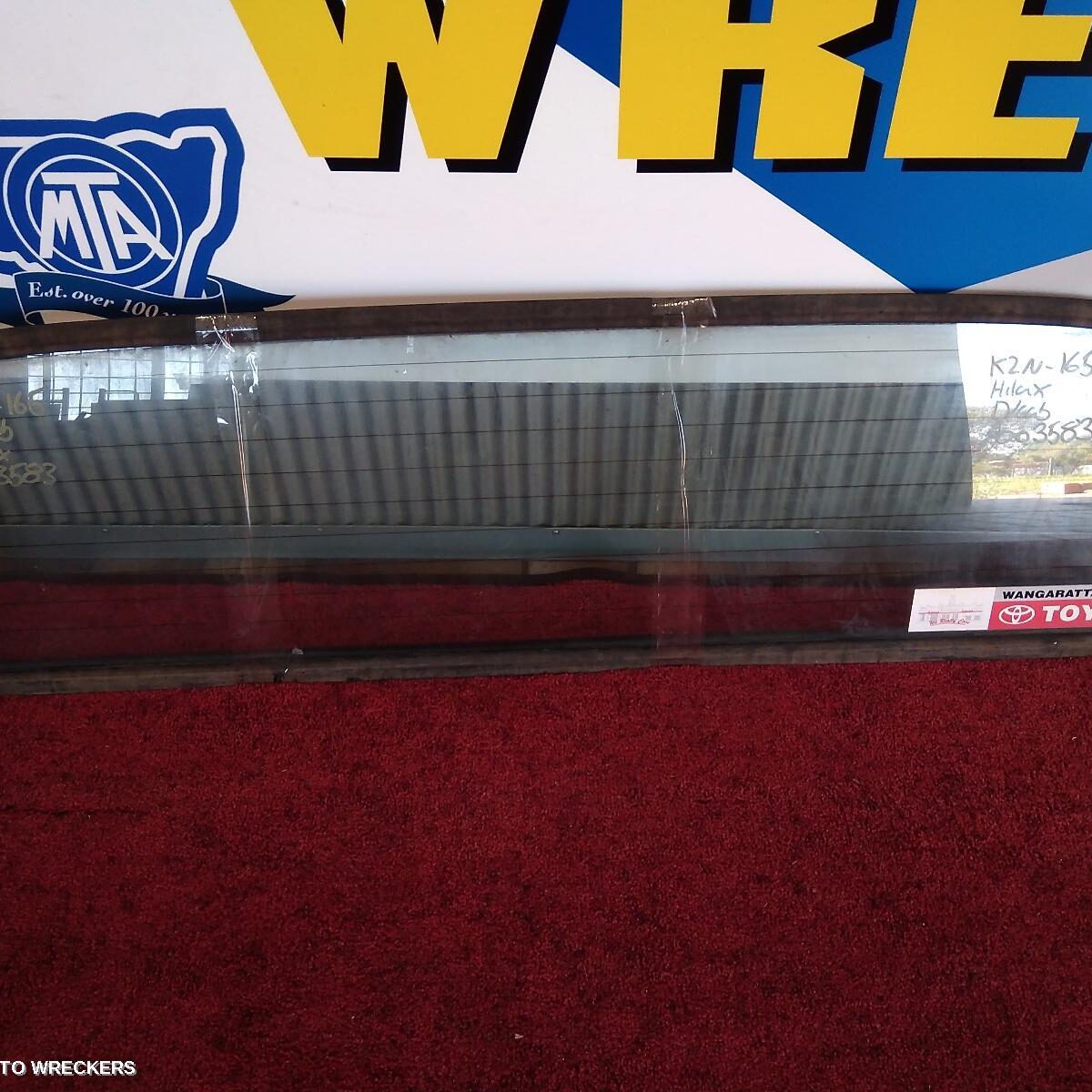 2004 TOYOTA HILUX Rear/Tailgate Glass