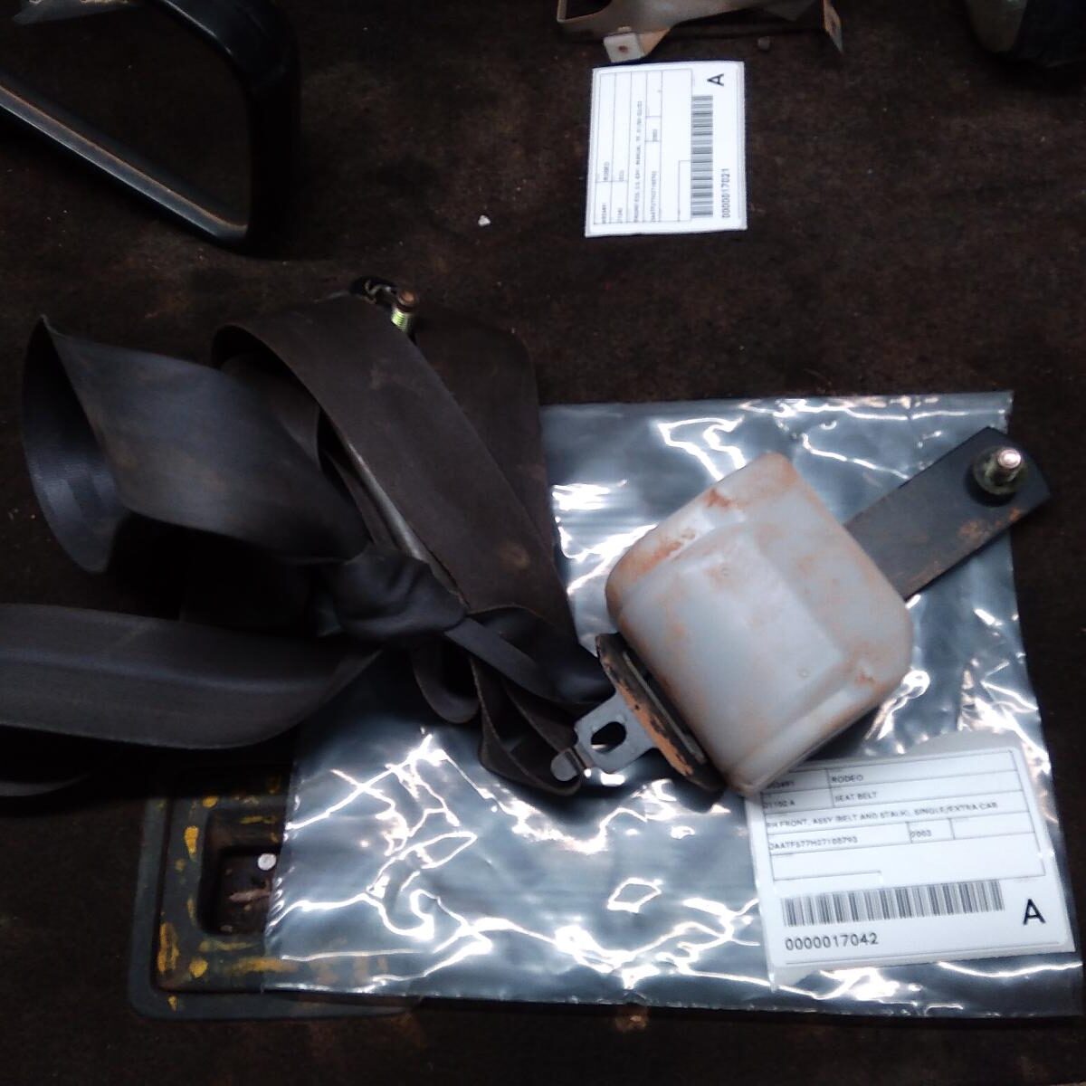 2003 HOLDEN RODEO SEATBELT/STALK