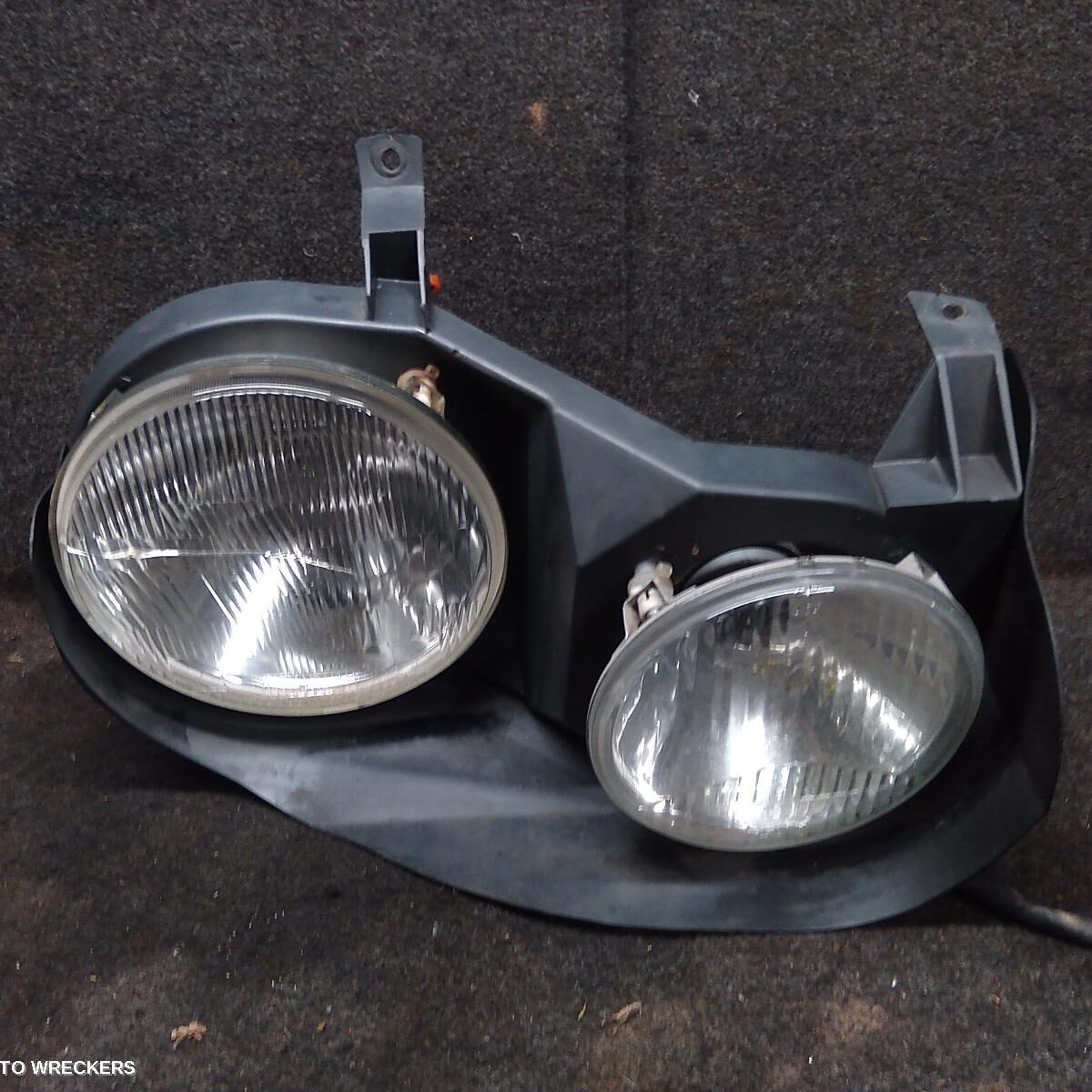 1998 FORD FALCON Right Headlamp
