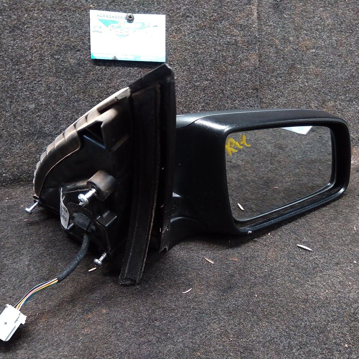 2014 HOLDEN COMMODORE Right Door Mirror