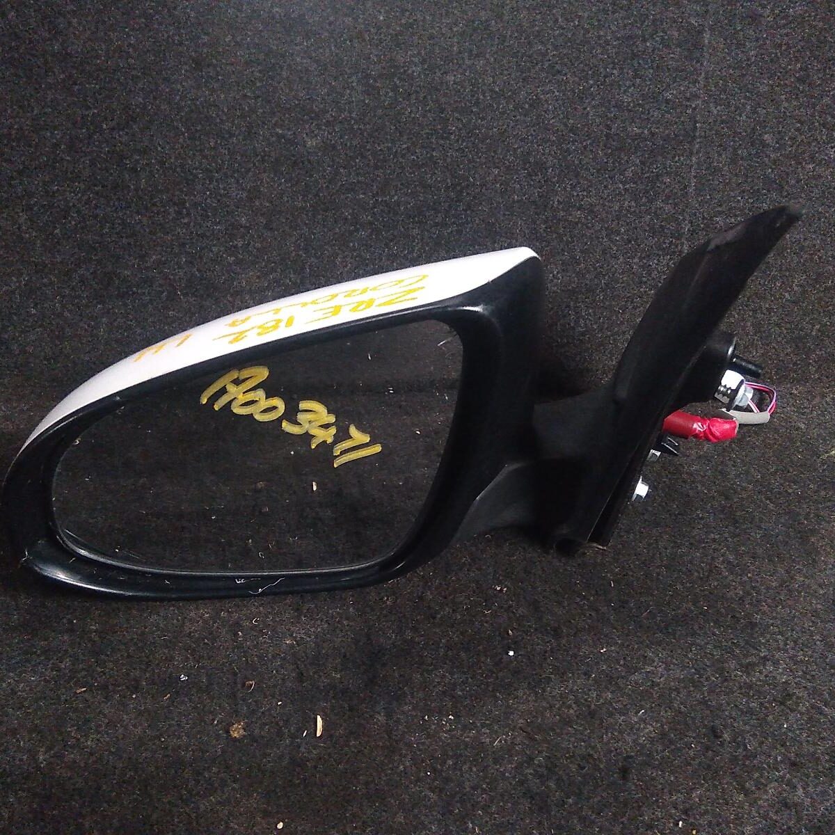 2014 TOYOTA COROLLA LEFT DOOR MIRROR