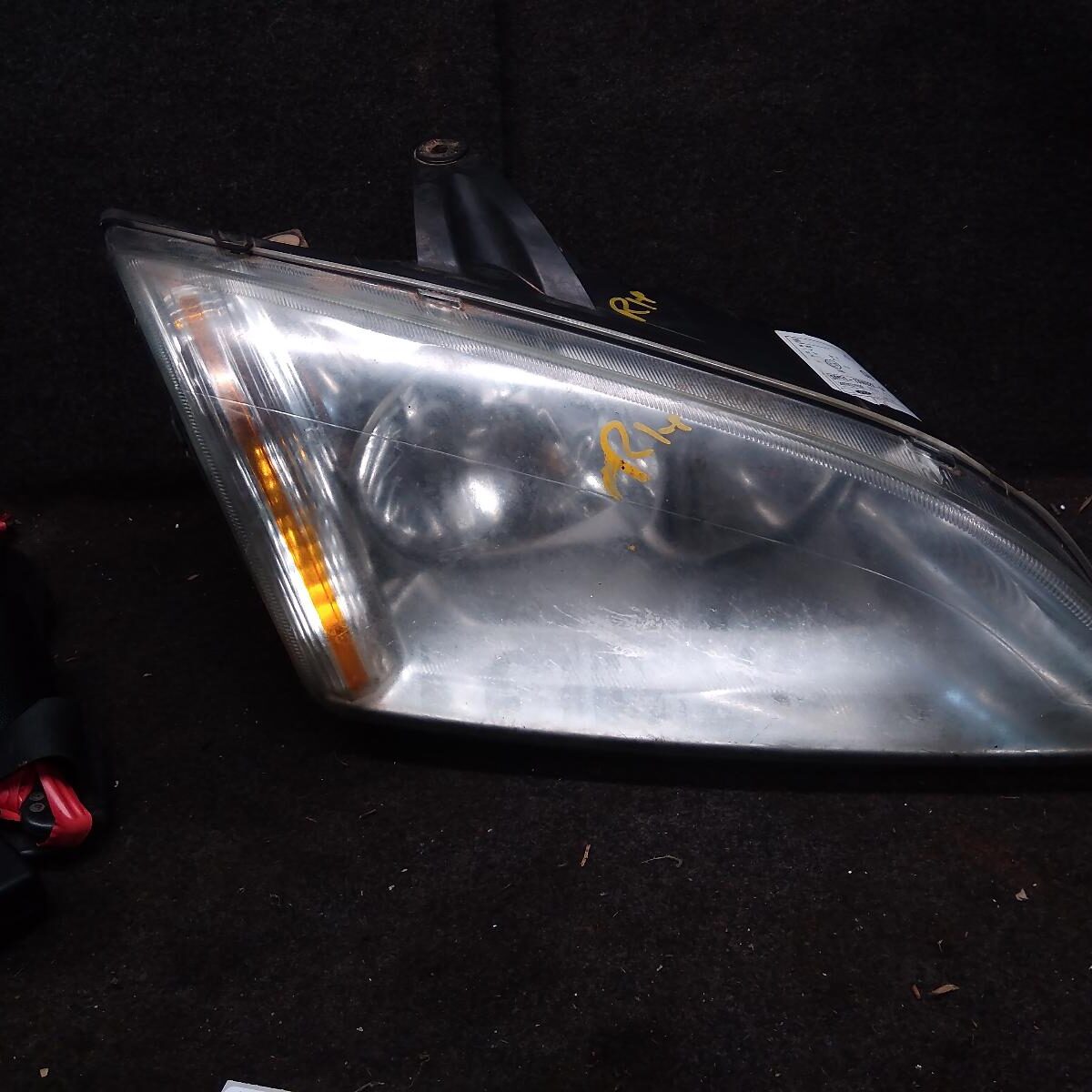 2007 FORD FOCUS RIGHT HEADLAMP