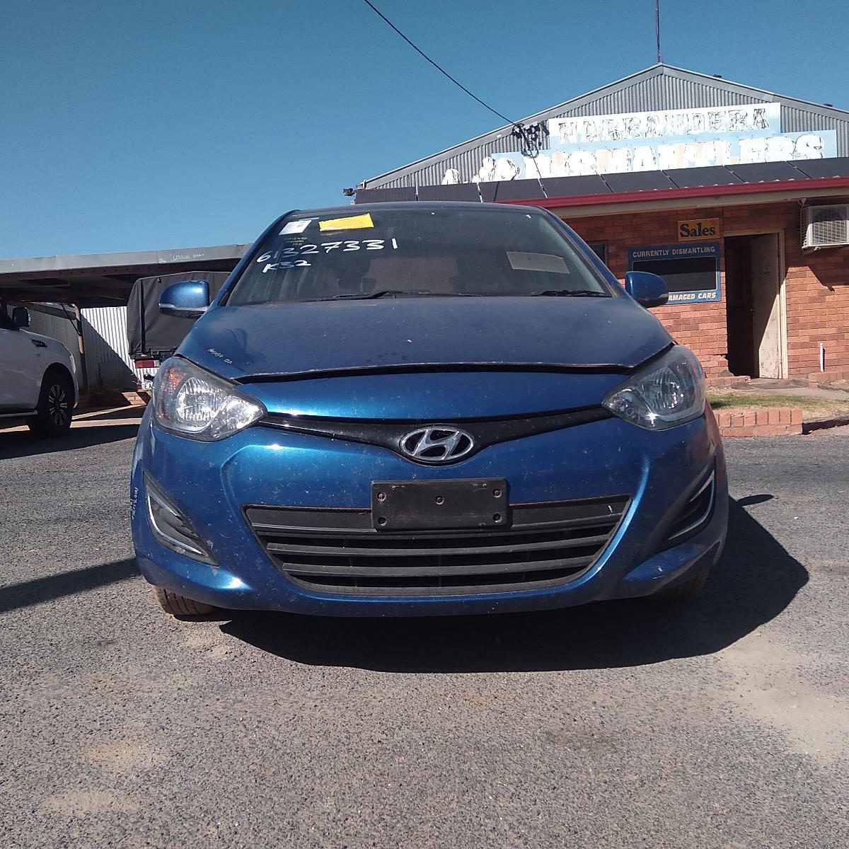 2015 HYUNDAI I20 Bonnet
