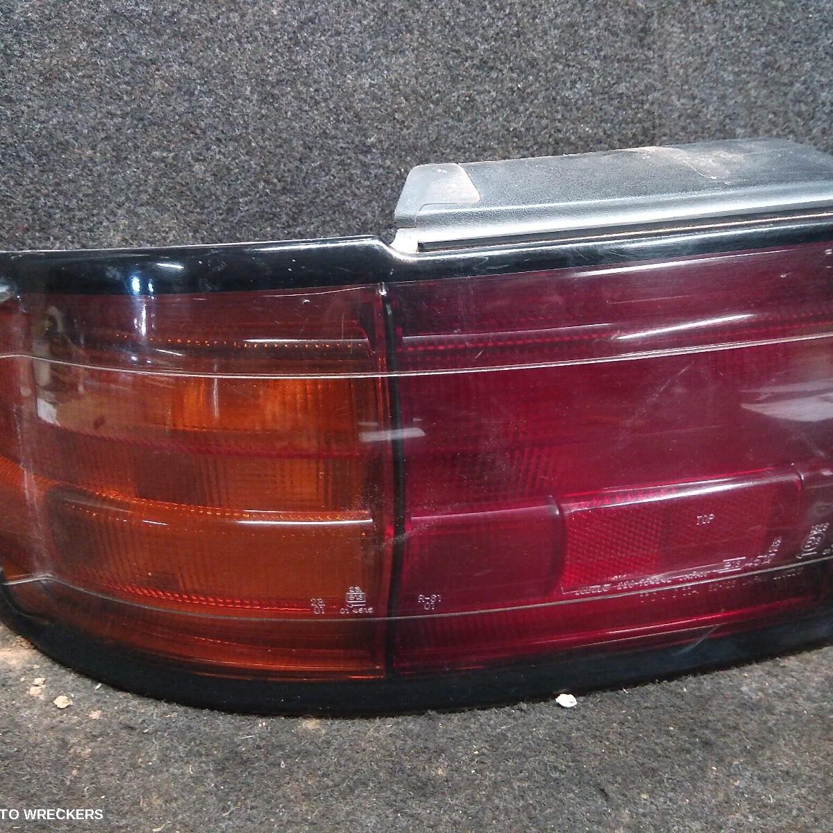 1993 TOYOTA CAMRY Left Taillight