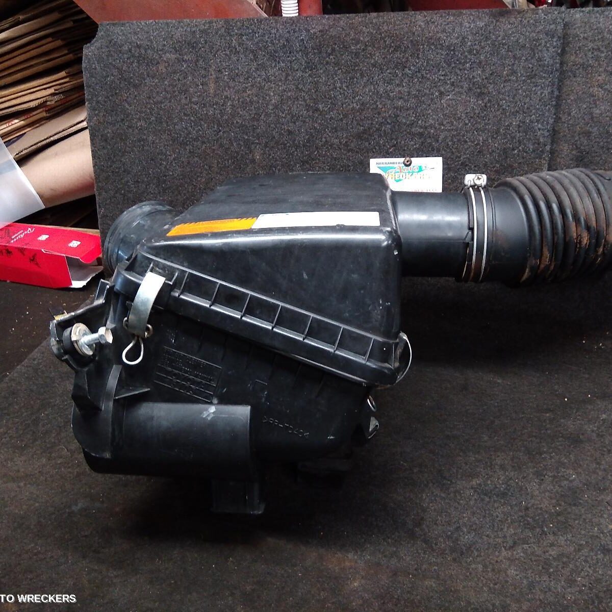 2018 TOYOTA LANDCRUISER Air Cleaner/Box