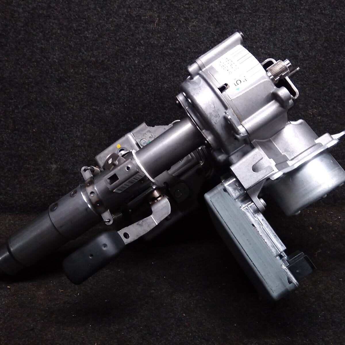 2012 FORD FIESTA Steering Column