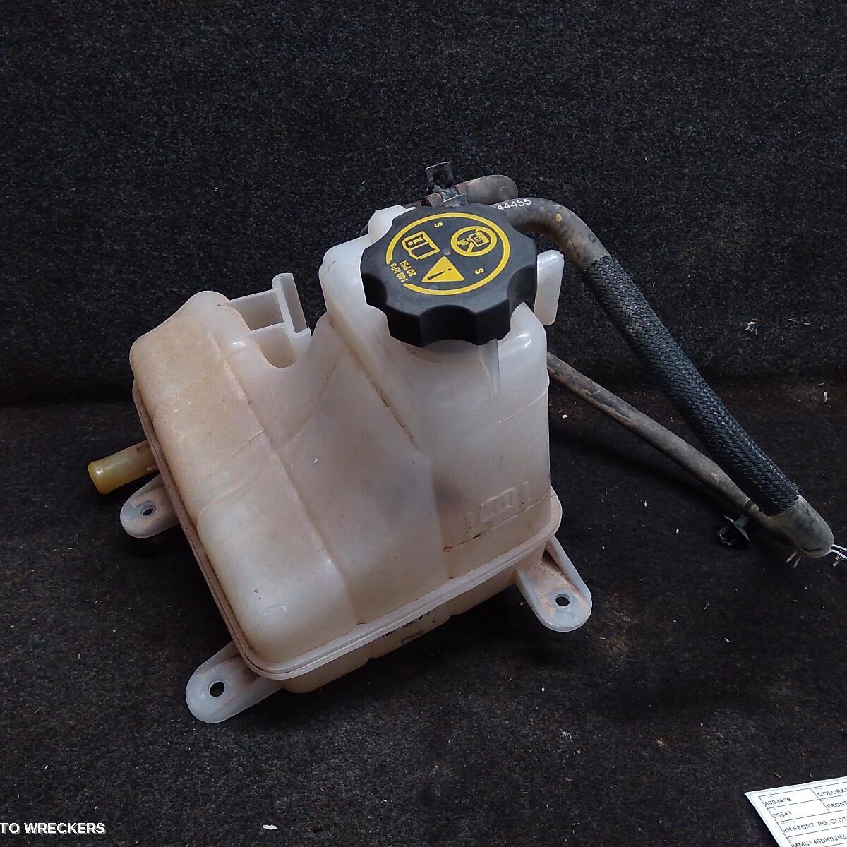 2018 HOLDEN COLORADO Overflow Bottle