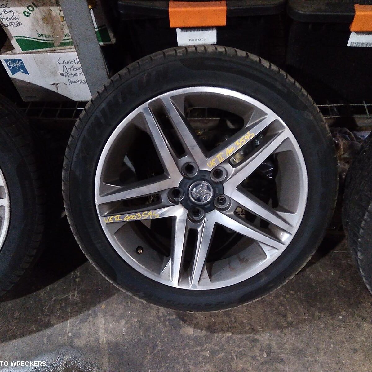 2011 HOLDEN COMMODORE Wheel Mag
