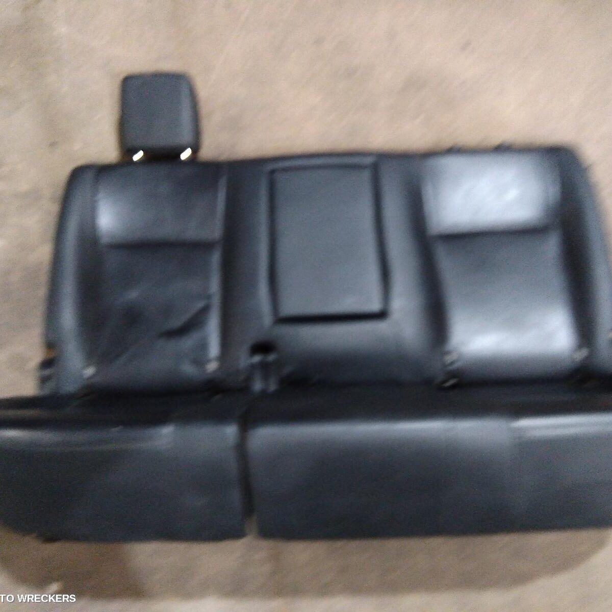 2017 TOYOTA HILUX 2nd Seat (Rear Seat)