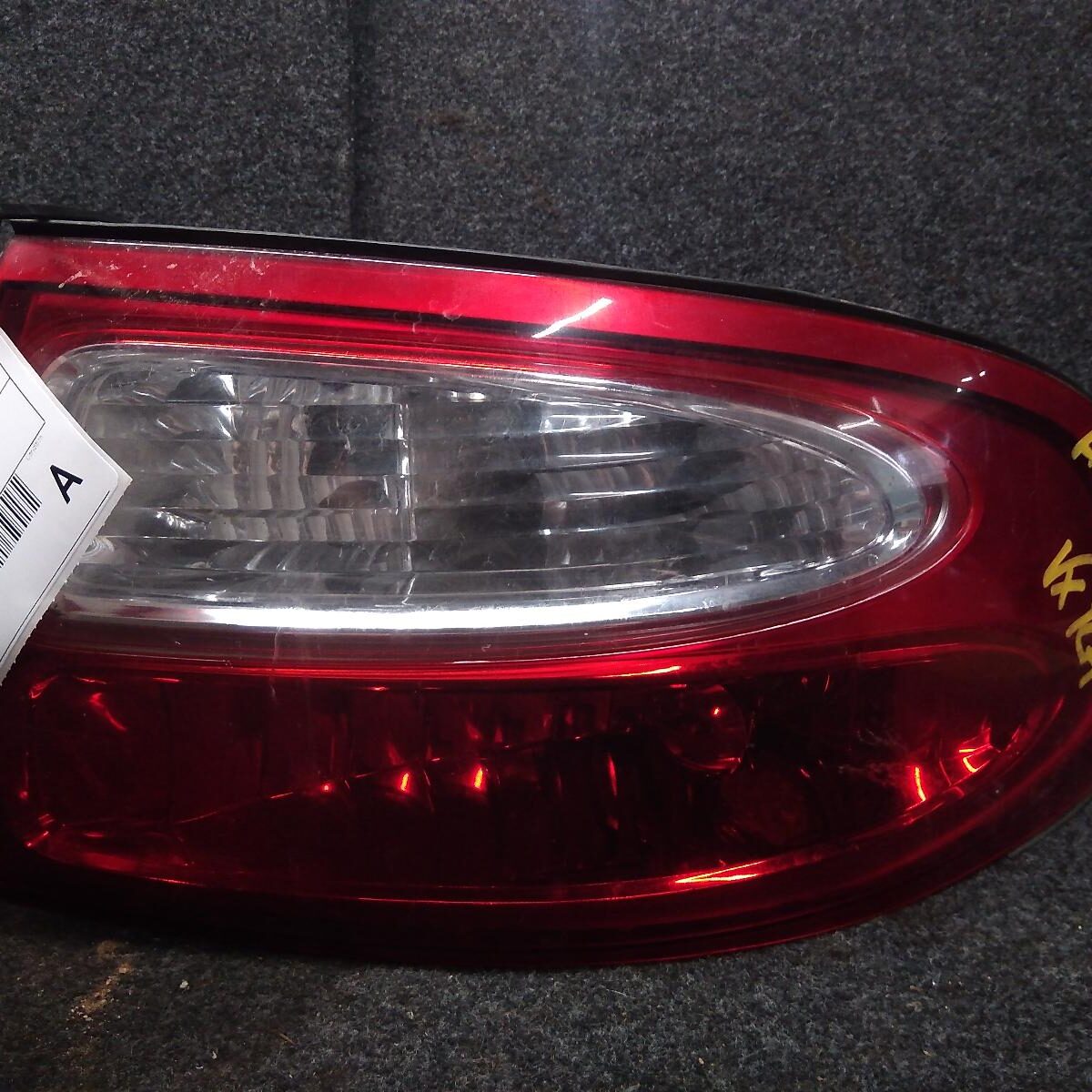 2001 HOLDEN COMMODORE RIGHT TAILLIGHT