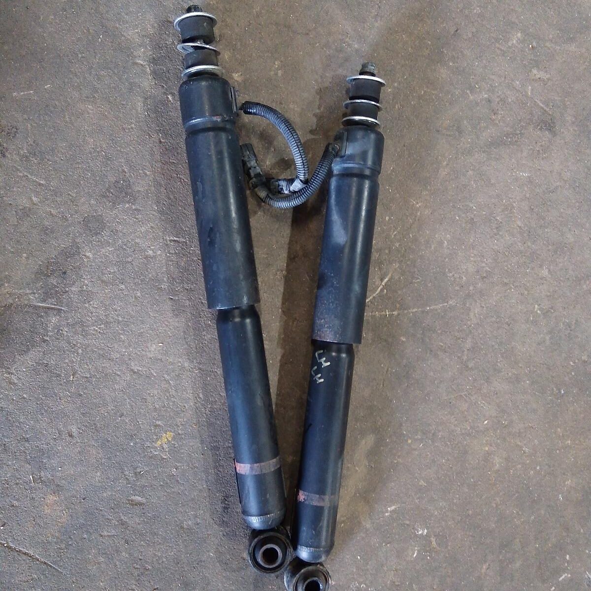 2012 TOYOTA PRADO Shock Absorber