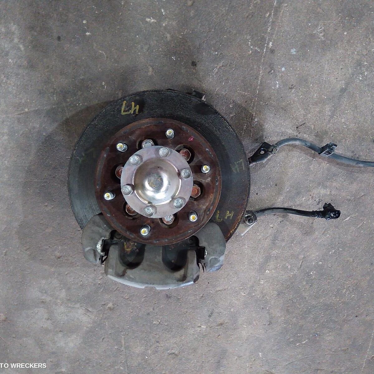 2010 HOLDEN COLORADO Left Front Hub Assembly