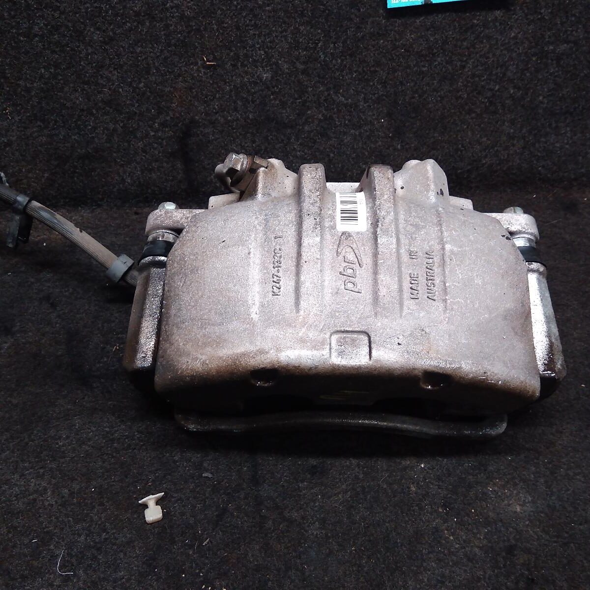 2010 FORD FALCON Caliper