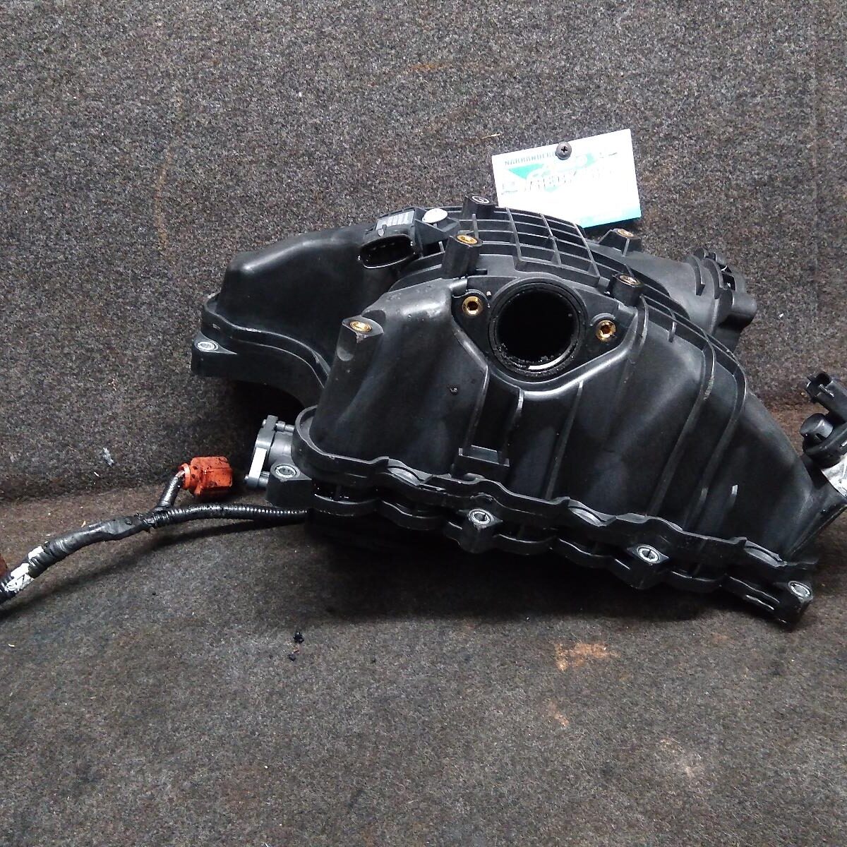 2014 JEEP GRANDCHEROKEE Manifold