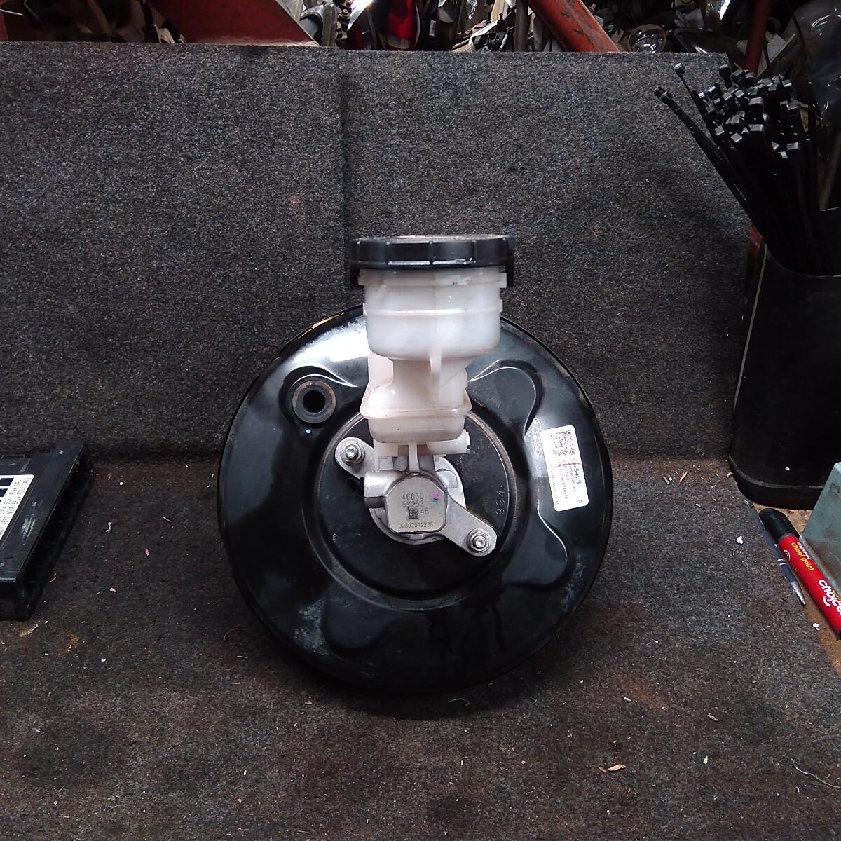 2015 HOLDEN COLORADO BRAKE BOOSTER