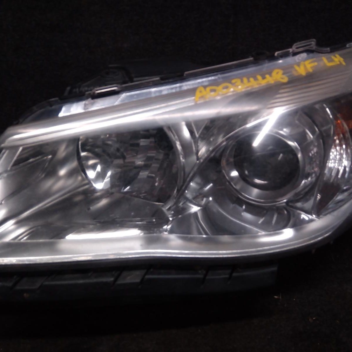 2013 HOLDEN COMMODORE LEFT HEADLAMP