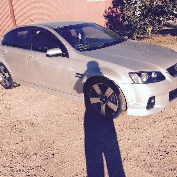 2013 HOLDEN COMMODORE RIGHT REAR DOOR SLIDING