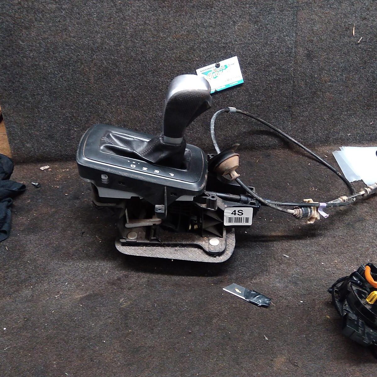 2009 FORD FALCON Gear Stick/Shifter