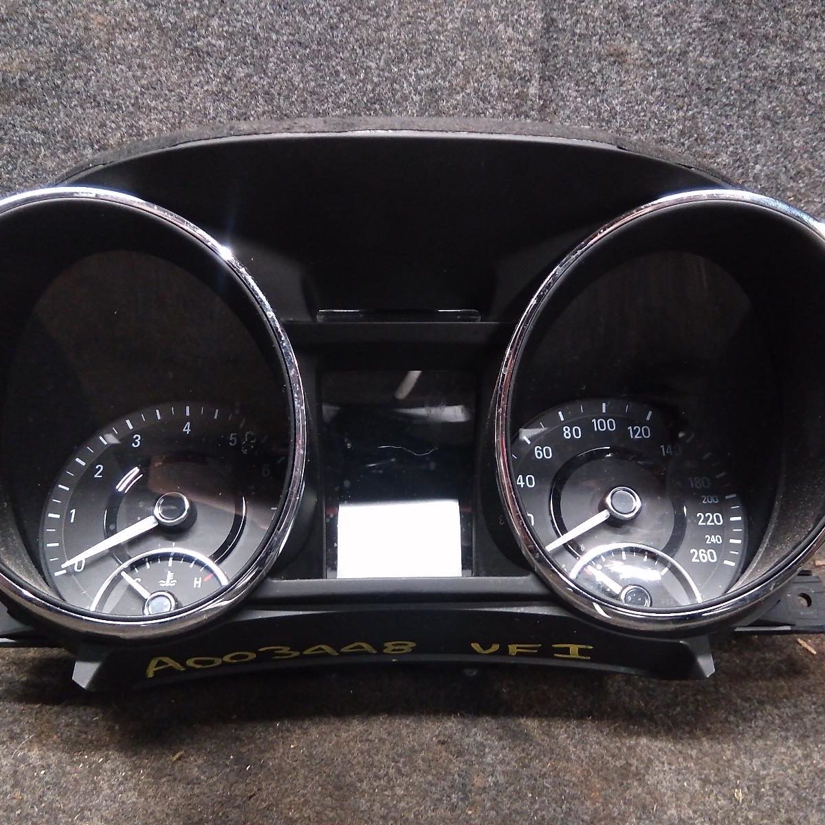 2013 HOLDEN COMMODORE INSTRUMENT CLUSTER
