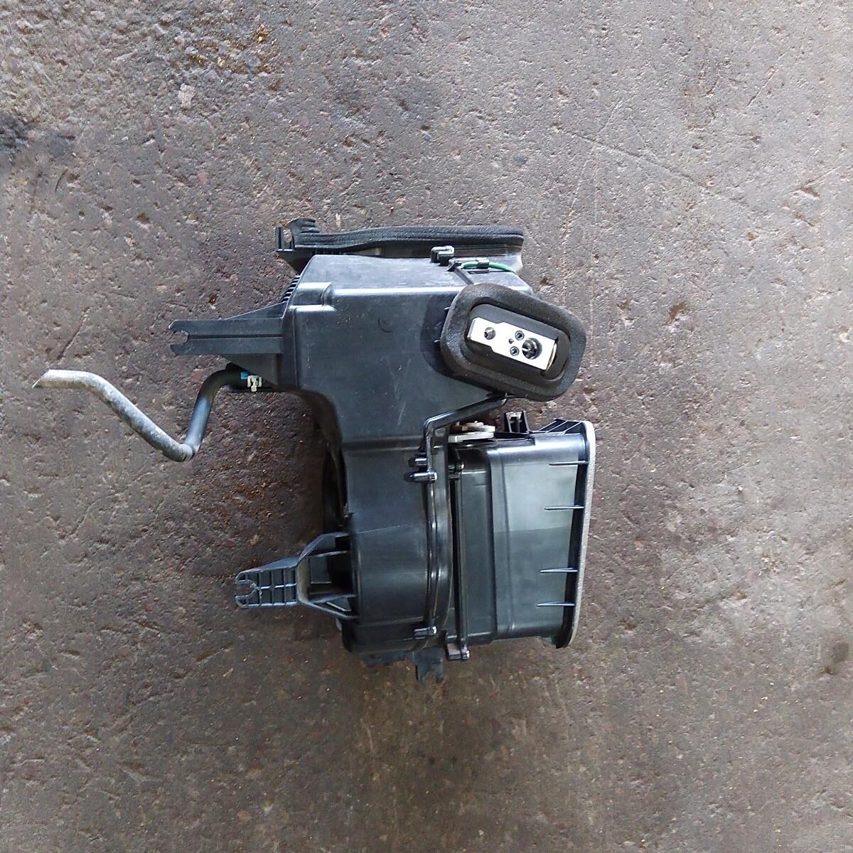 2023 TOYOTA LANDCRUISER Heater Core/Box