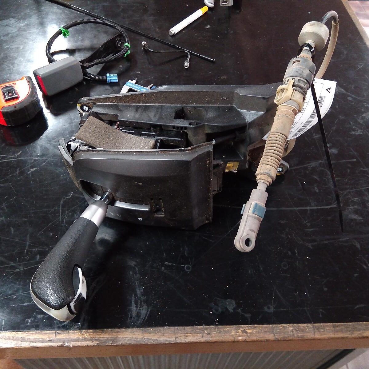 2015 HOLDEN COLORADO GEAR STICK/SHIFTER