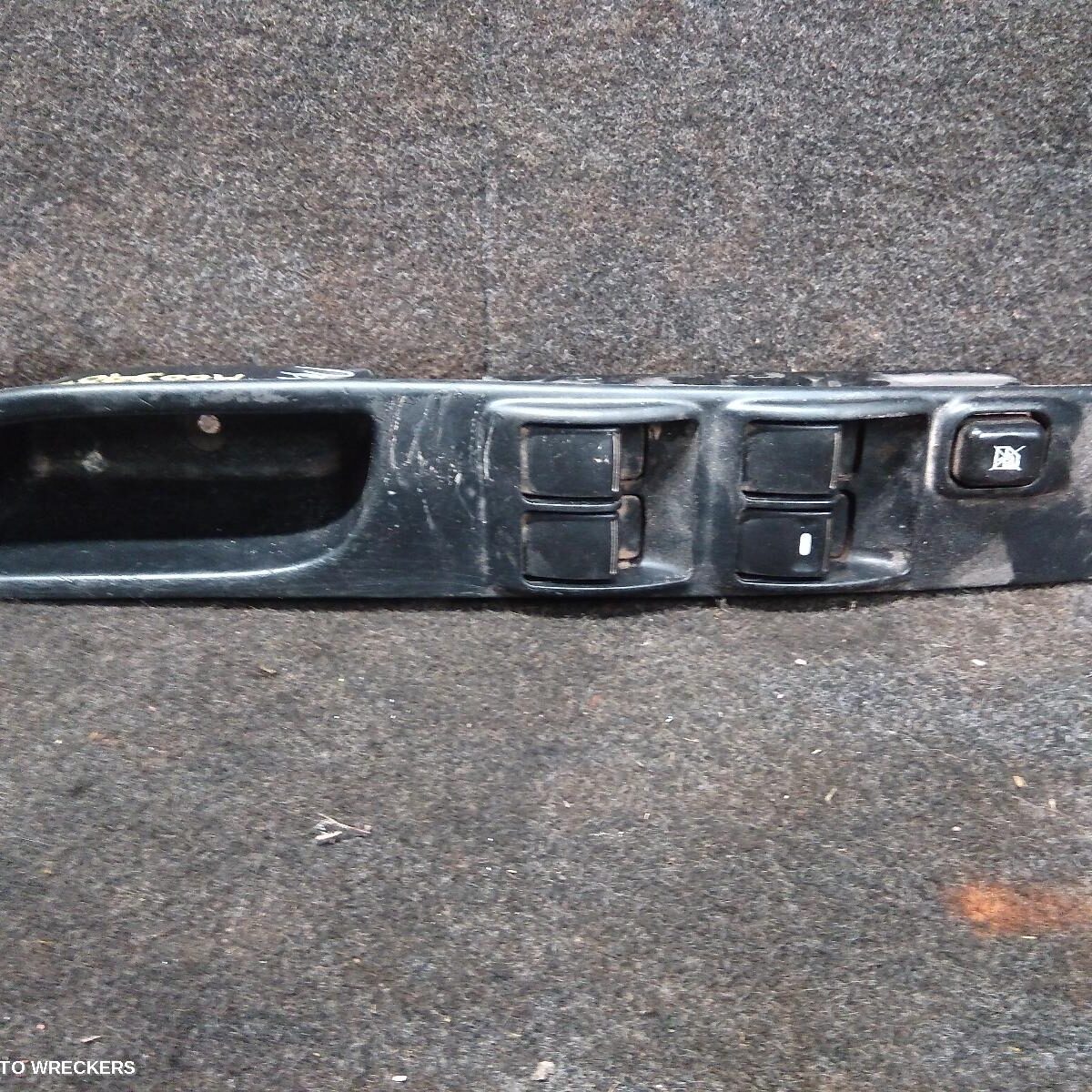 2014 MITSUBISHI TRITON Pwr Dr Wind Switch