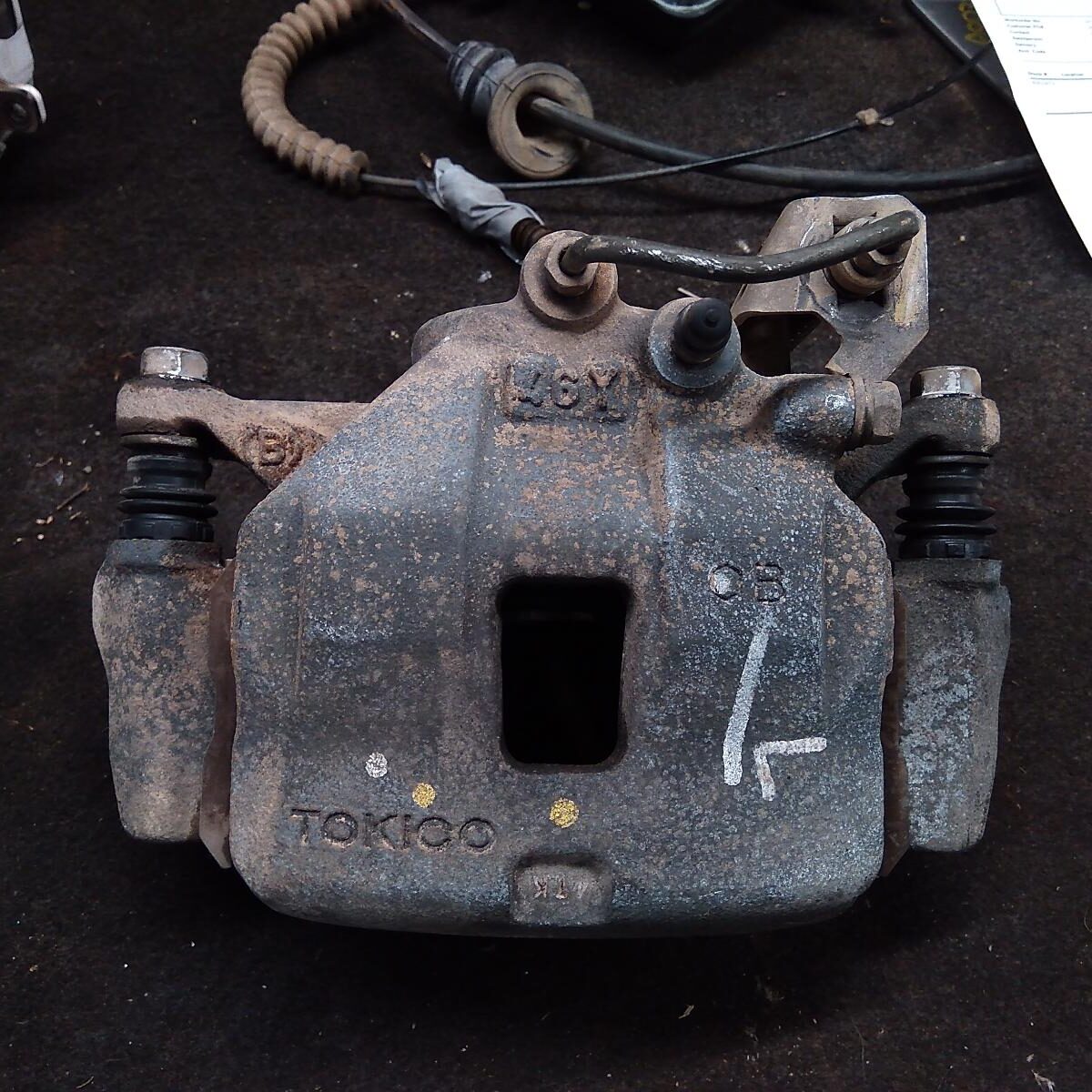 1999 MITSUBISHI TRITON CALIPER