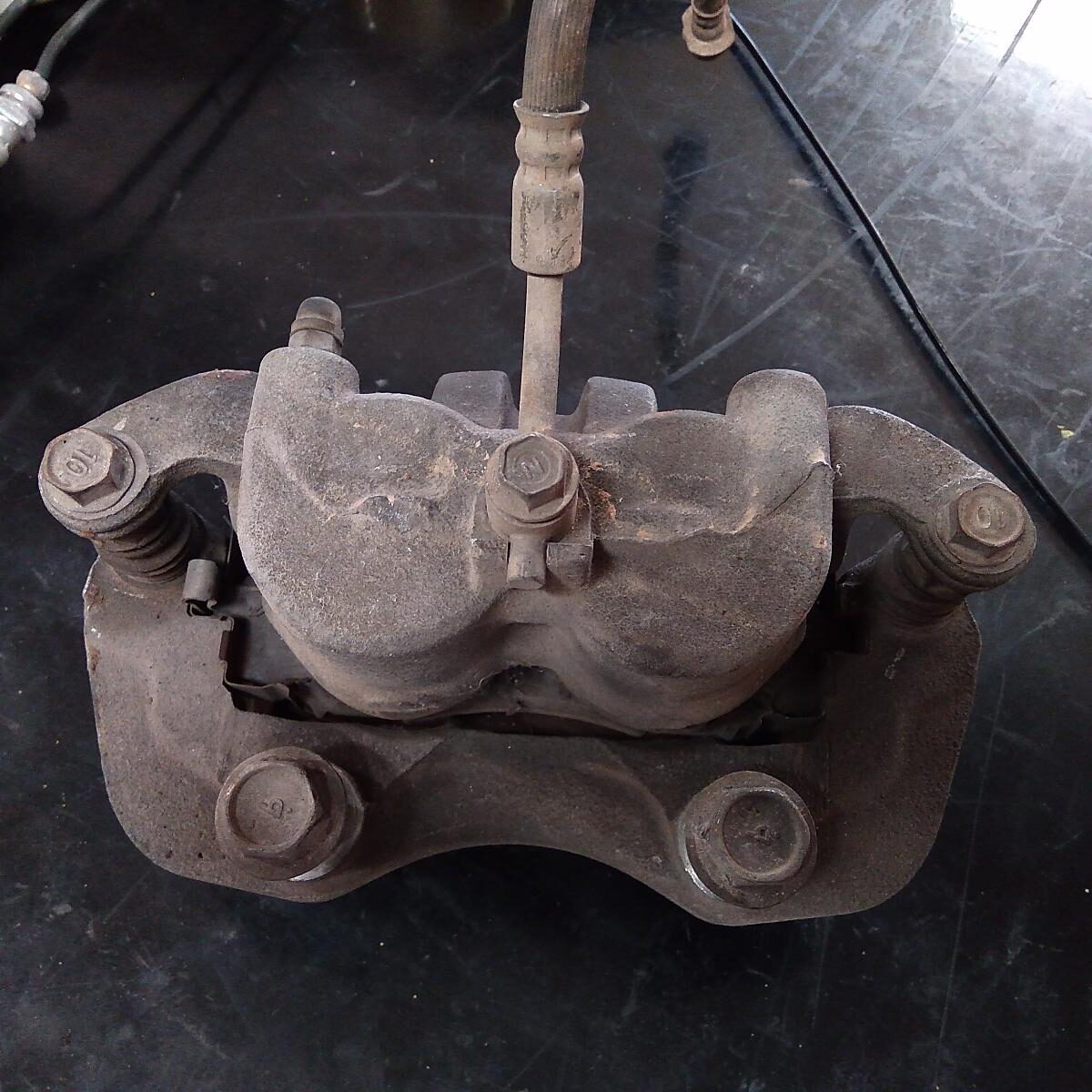 2006 NISSAN NAVARA CALIPER