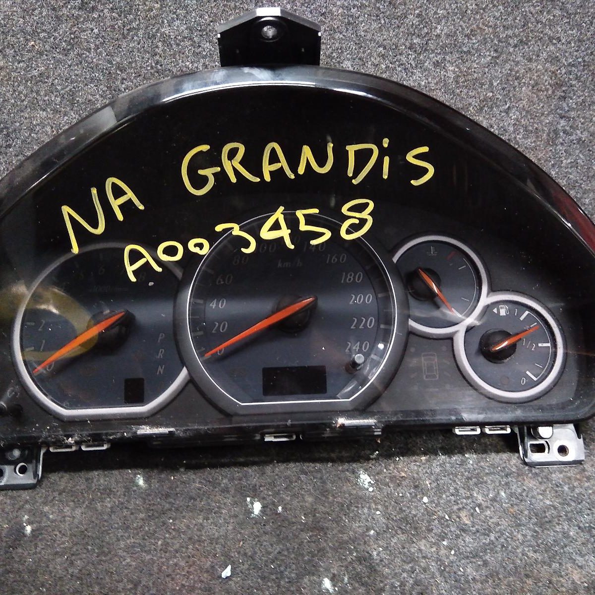 2008 MITSUBISHI GRANDIS INSTRUMENT CLUSTER