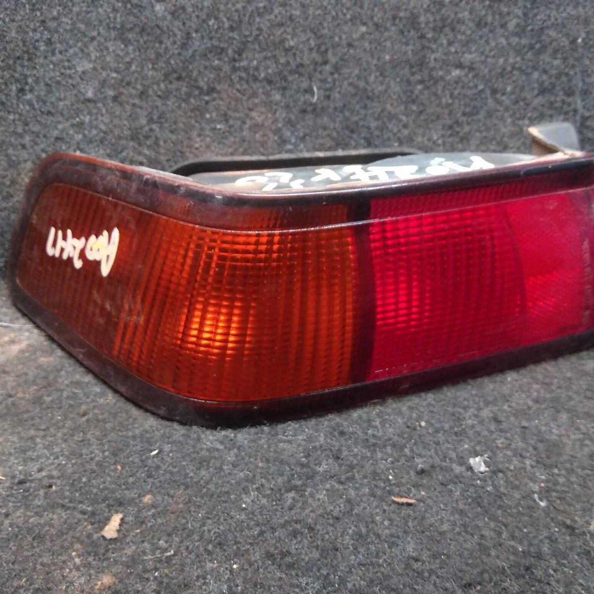 1999 TOYOTA CAMRY LEFT TAILLIGHT