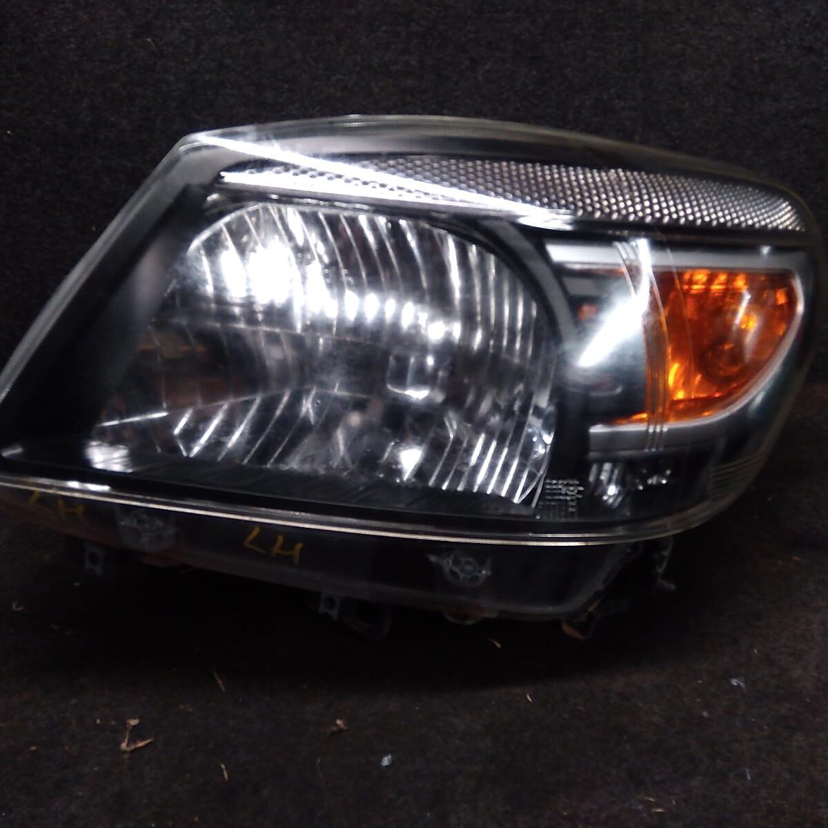 2010 FORD RANGER LEFT HEADLAMP