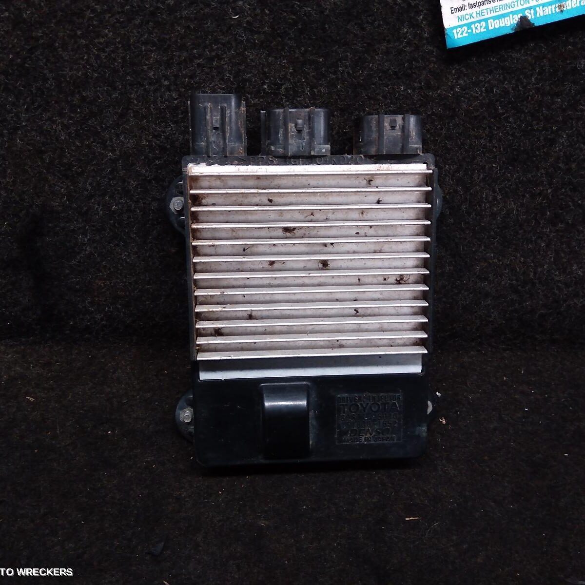 2012 TOYOTA HILUX Ecu