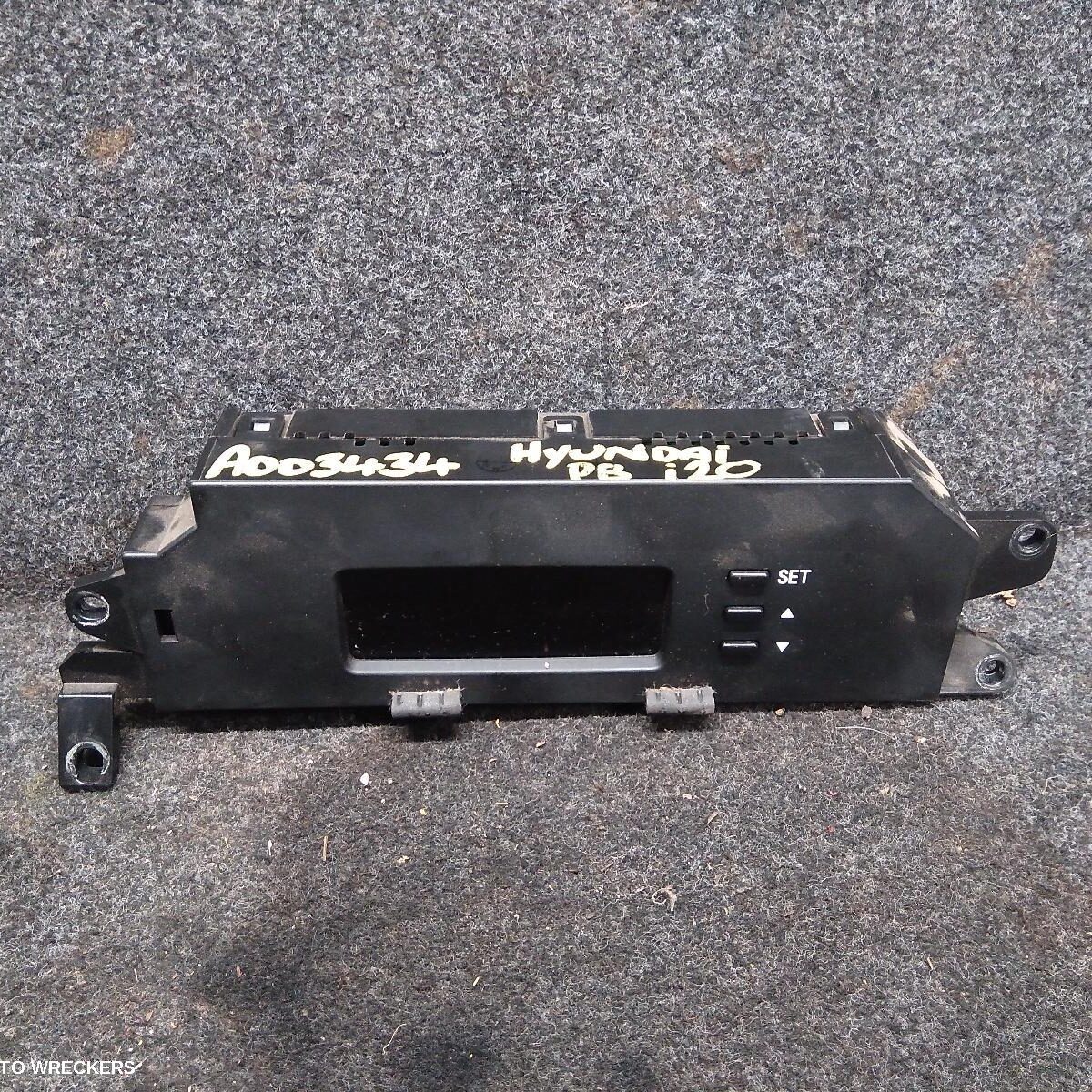 2015 HYUNDAI I20 Instrument Cluster