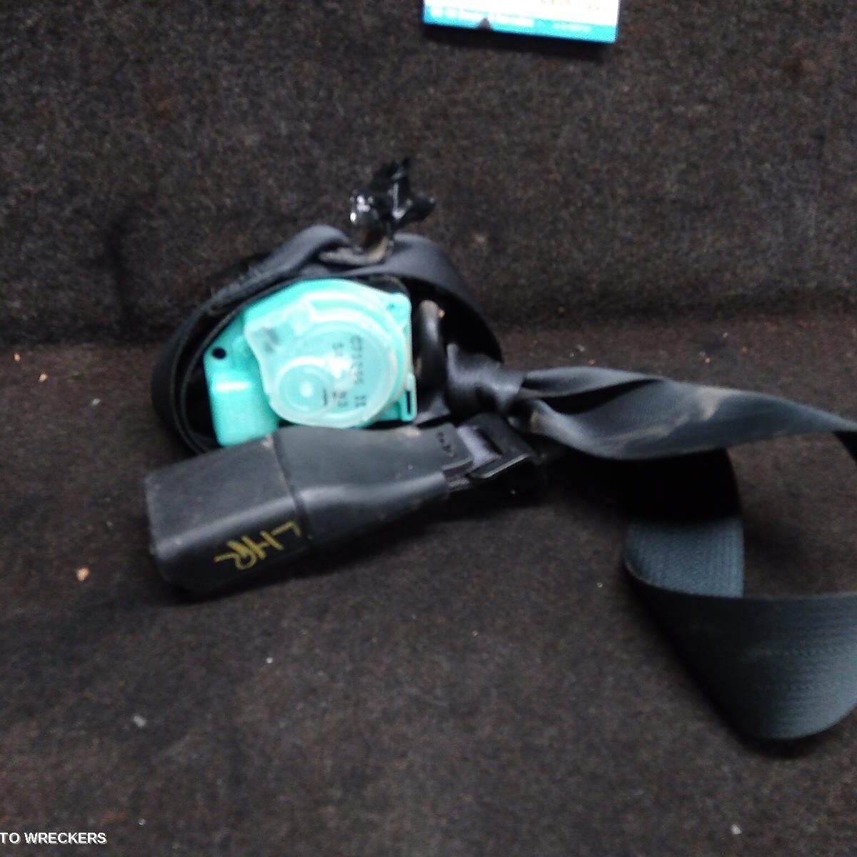 2011 SUZUKI SWIFT Seatbelt/Stalk