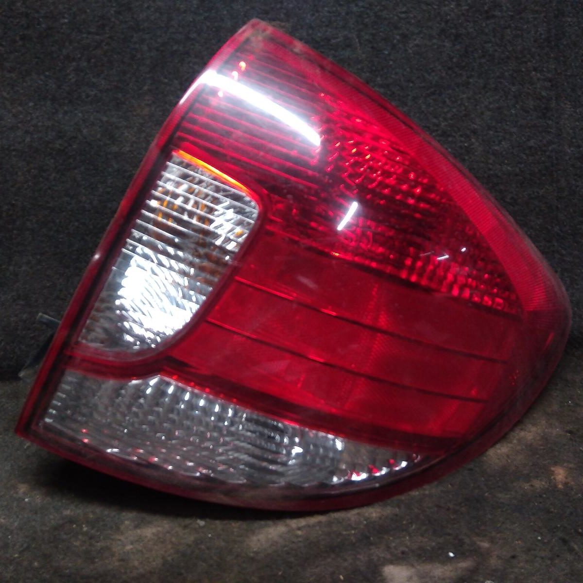 2005 KIA RIO RIGHT TAILLIGHT