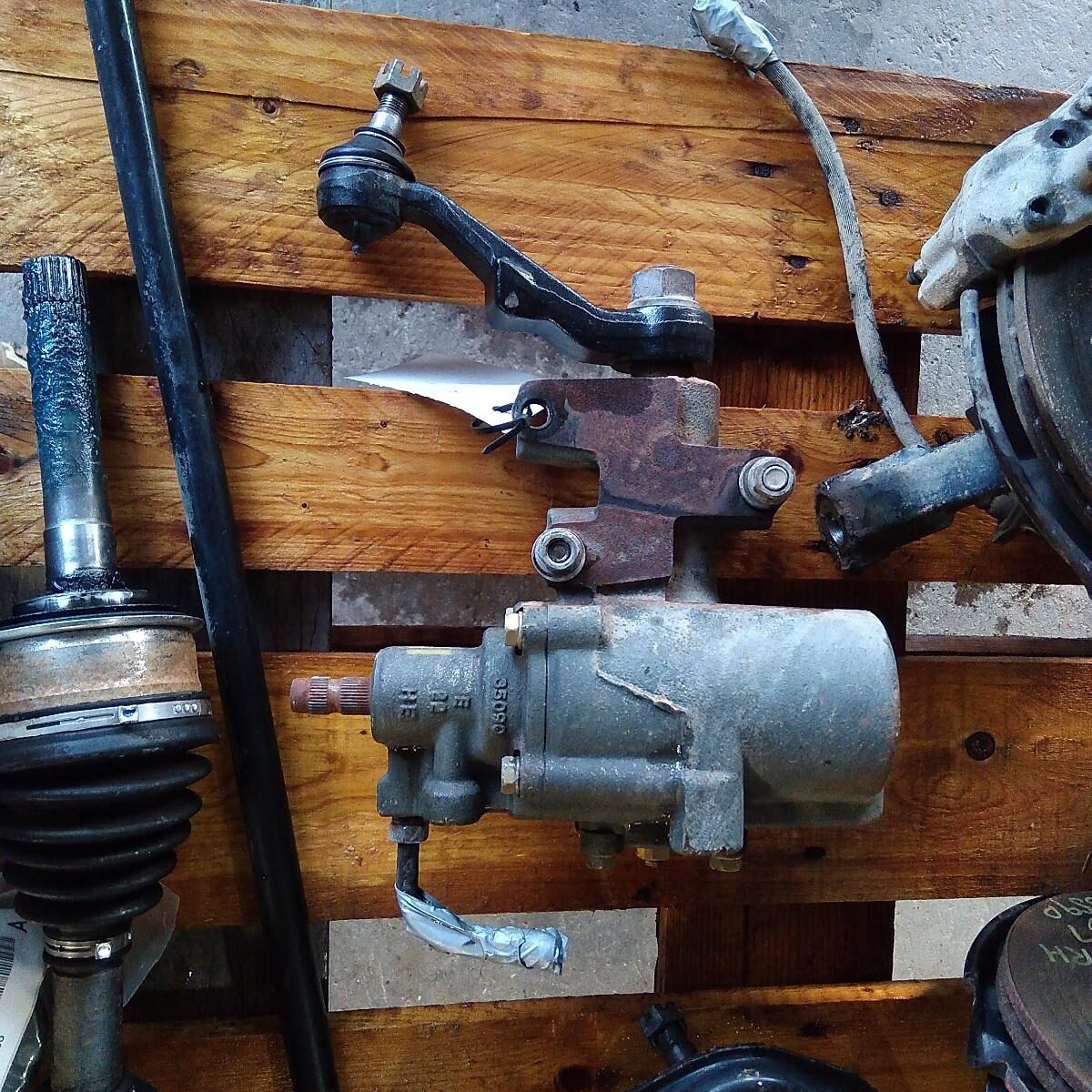 1999 TOYOTA HILUX STEERING BOX/RACK