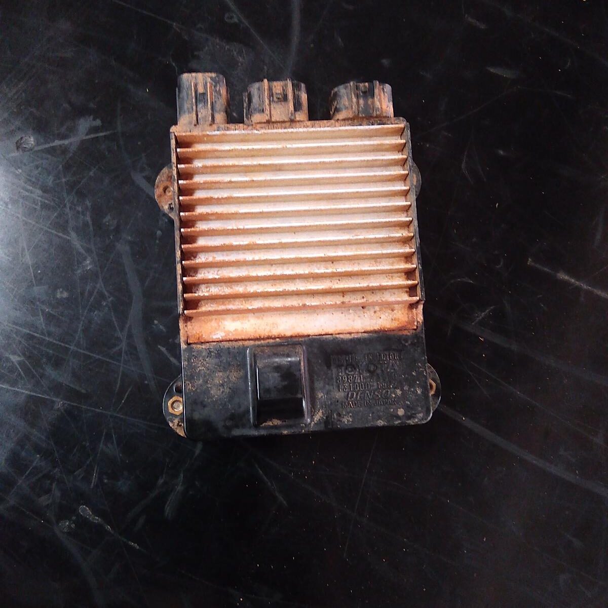 2013 TOYOTA HILUX ECU