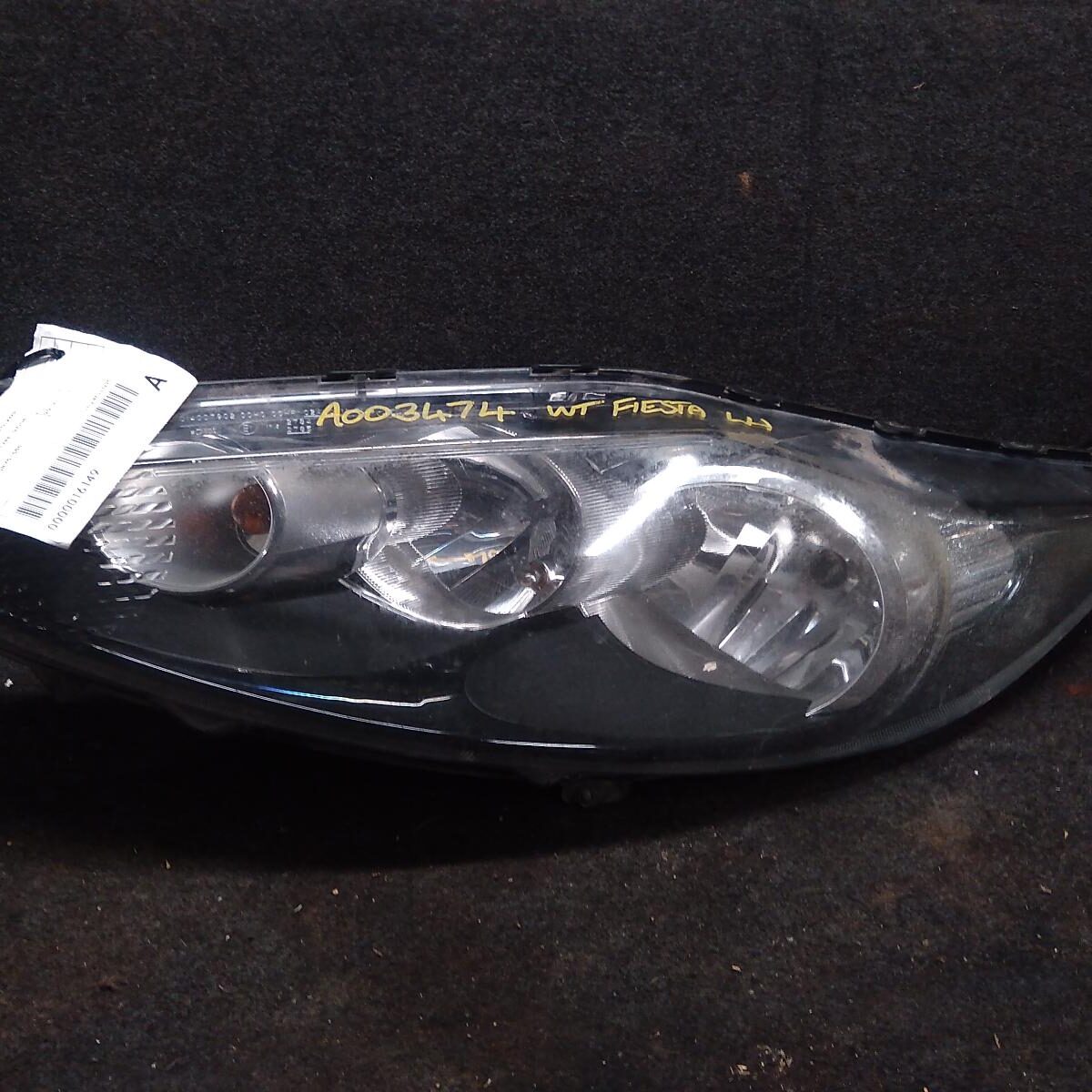 2012 FORD FIESTA LEFT HEADLAMP