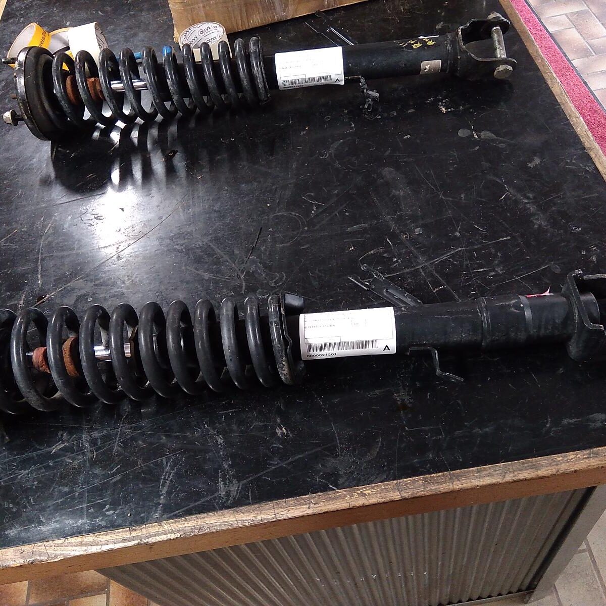 2005 FORD TERRITORY LEFT FRONT STRUT