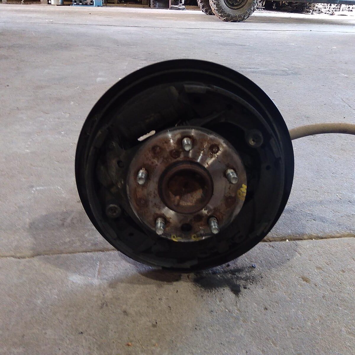 2011 TOYOTA HILUX AXLE