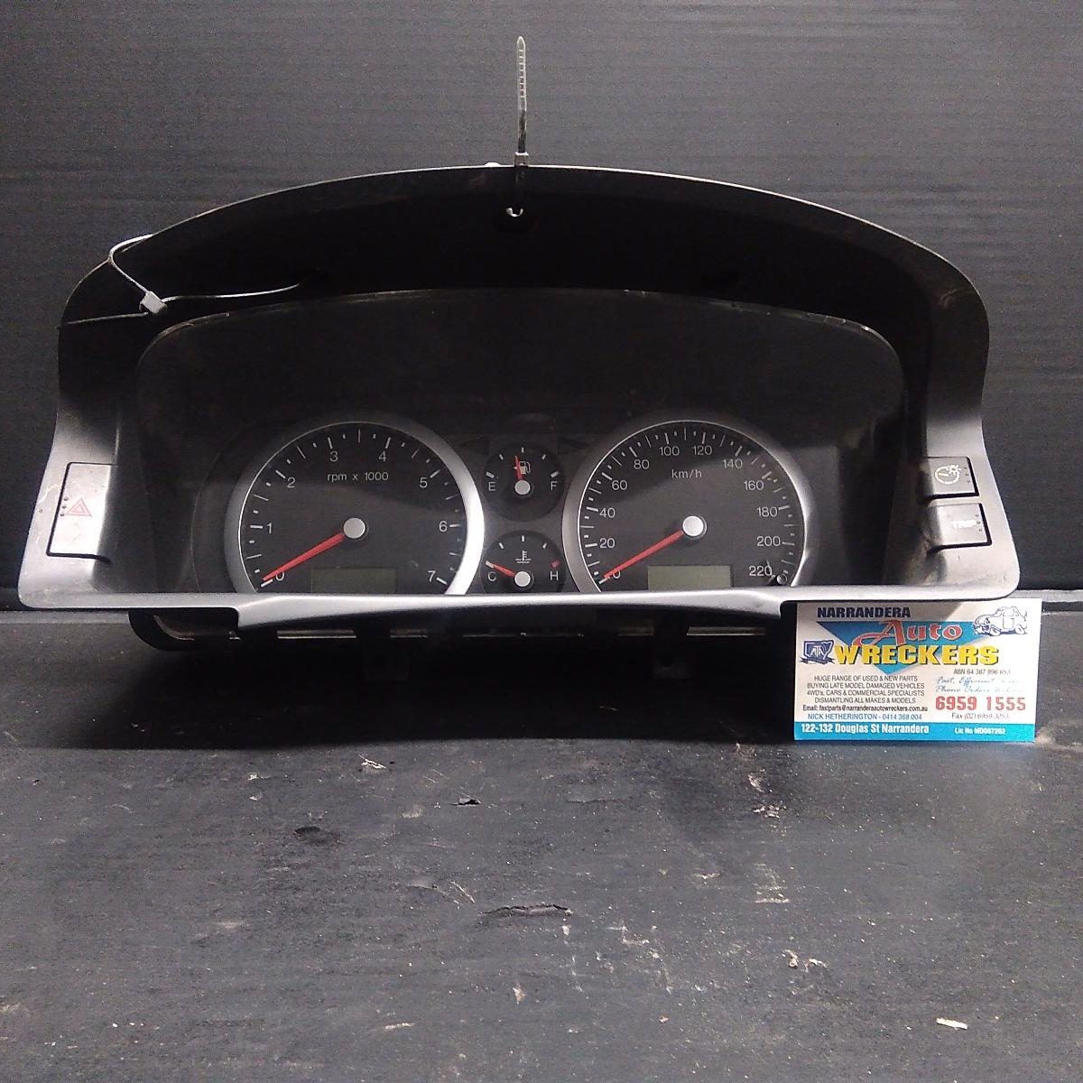 2005 FORD FALCON INSTRUMENT CLUSTER