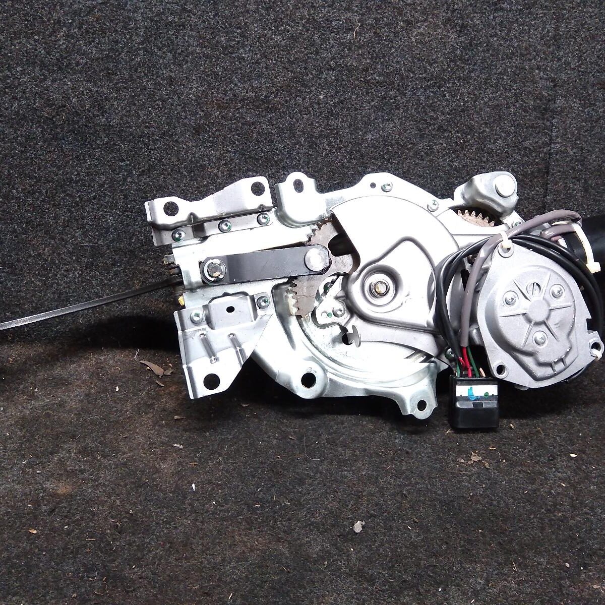 2010 NISSAN MURANO HATCH STRUT