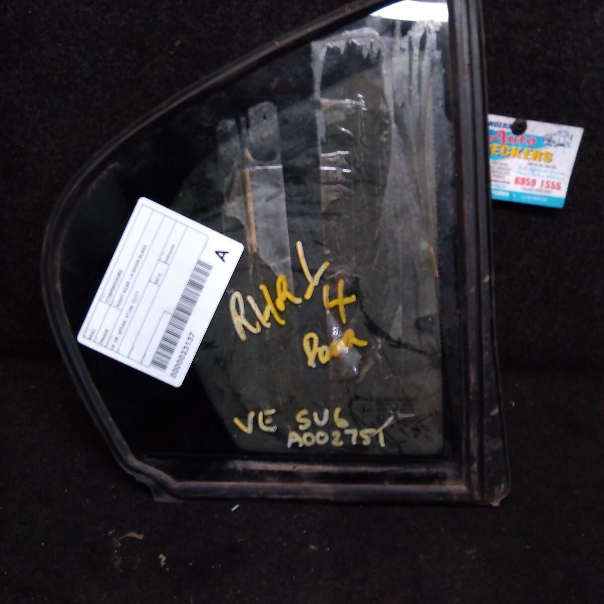 2010 HOLDEN COMMODORE Right Rear 1/4 Door Glass