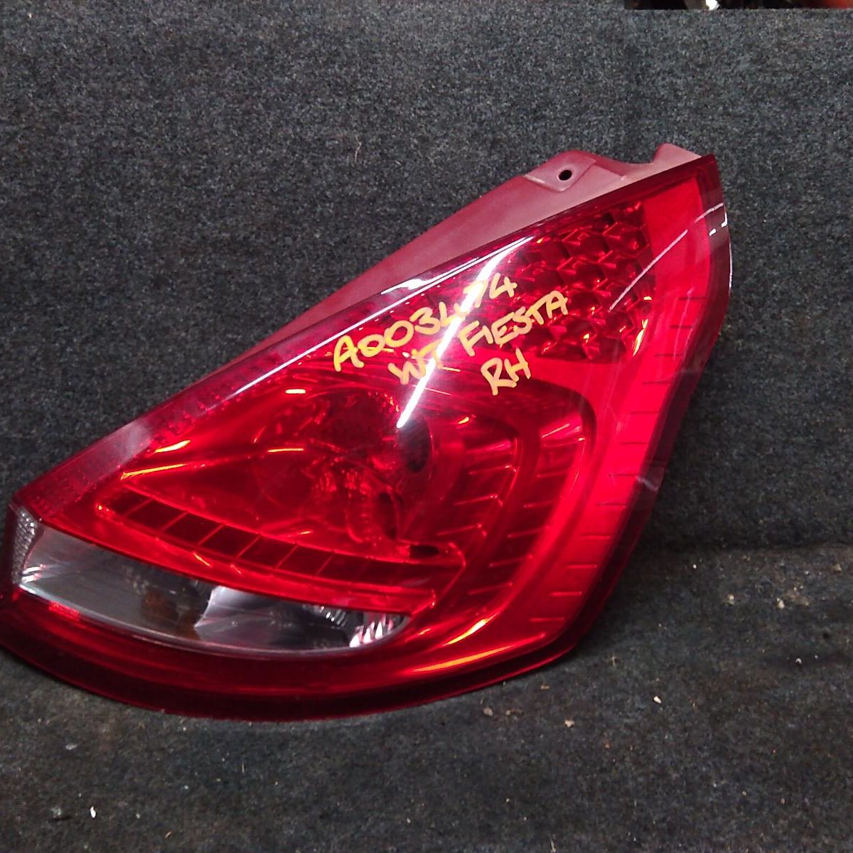 2012 FORD FIESTA RIGHT TAILLIGHT